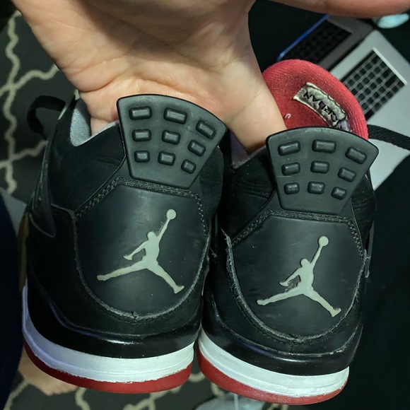 Air Jordan Bred 4 - Picture 5 of 6